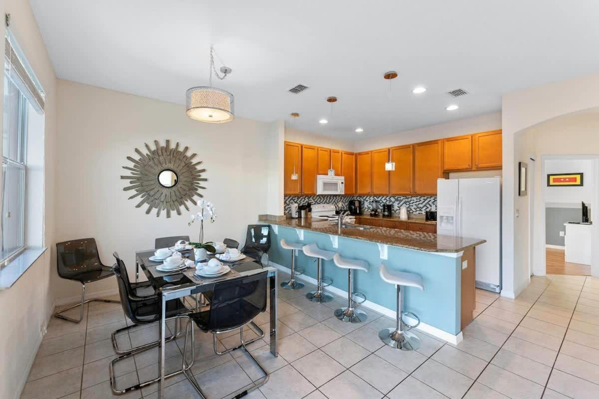 4Br Townhome With Lake View - Bl481 Kissimmee Eksteriør bilde